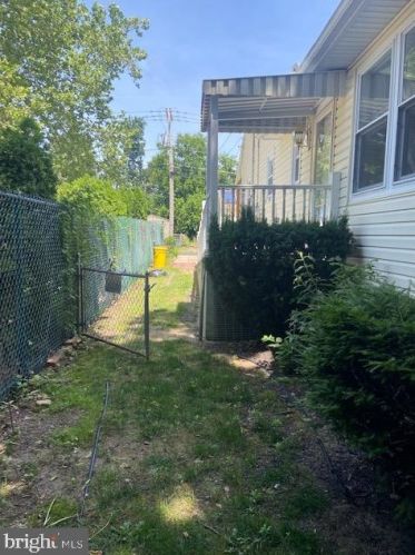 8316 Herbert Ave, Camden NJ  08109-3712 exterior