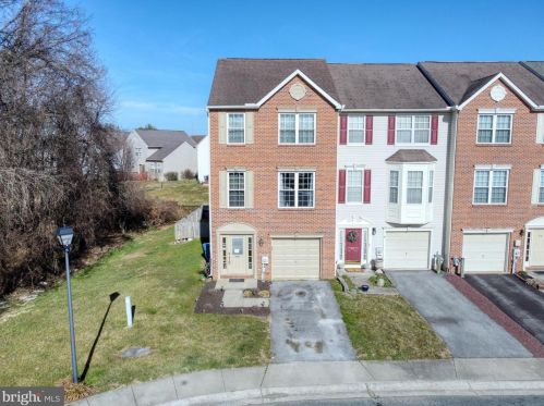 47 Carrick Ln, Bear, DE 19701-6344