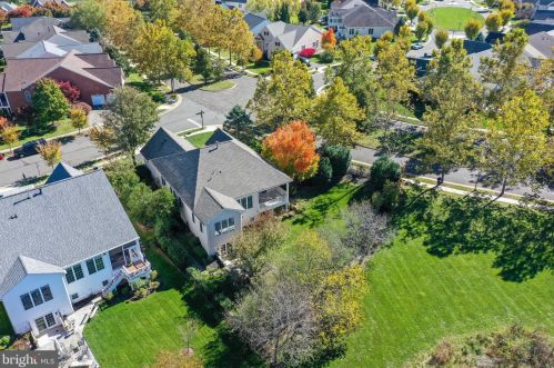 15573 Alderbrook Dr, Haymarket VA  20169-6130 exterior