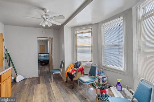 902 Swede St, Norristown PA  19401-3958 exterior