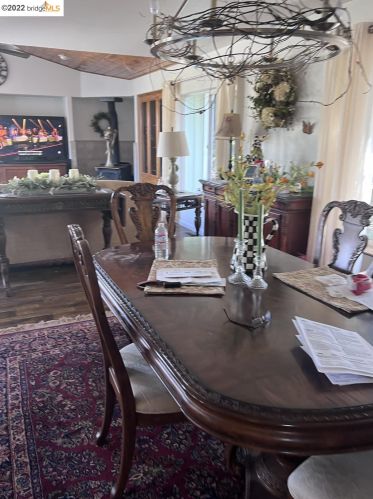 233 Menzel Rd, Hollister CA  95023-9745 exterior