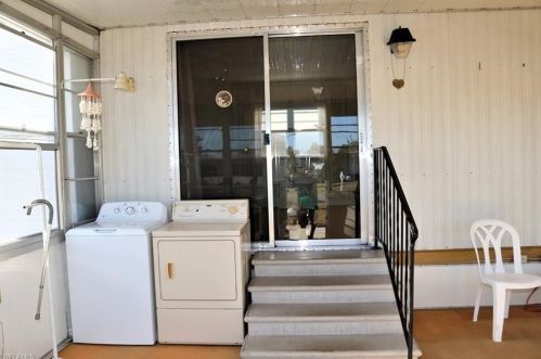 4742 Sandpiper Dr, Saint James City FL  33956-2833 exterior