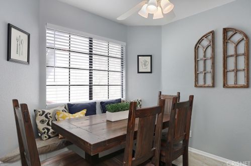 29747 Strawberry Hill Dr, Calabasas, CA 91301-4097