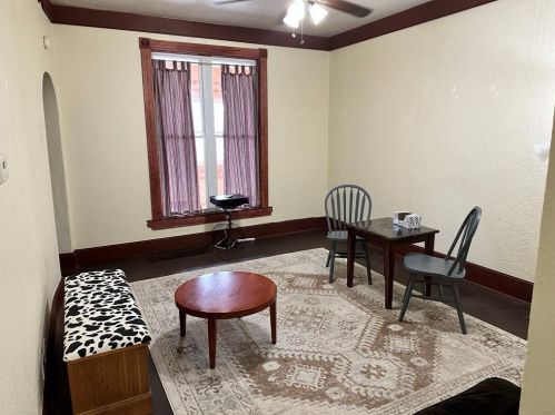 610 Harrison Ave, Penn, PA 15675-9722