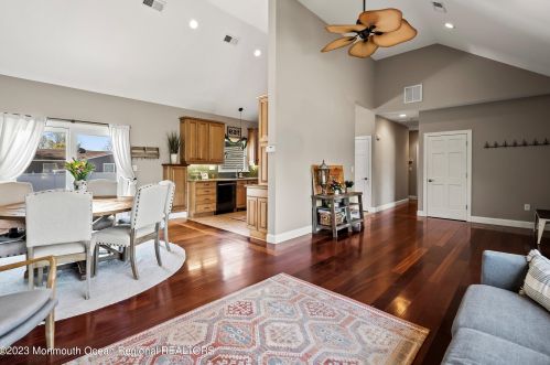 208 Virginia Dr, Bricktown NJ  08723-6521 exterior