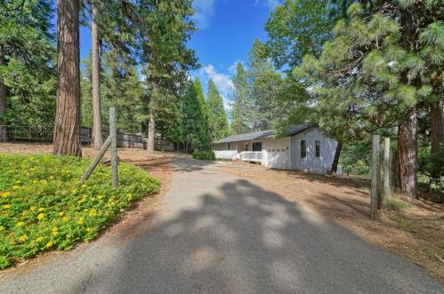 5781 Sly Park Rd, Pacific House, CA 95726-9450