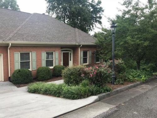 421 Kituwah Trl, Knoxville, TN 37919-6679