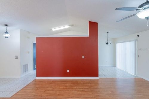 1370 Hensley Dr, Deland FL  32724-2535 exterior