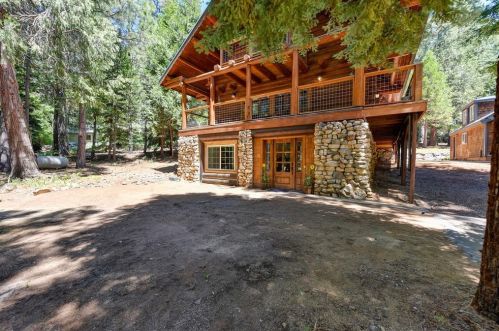 5739 Maywood Dr, Michigan Bluff CA  95631-9680 exterior