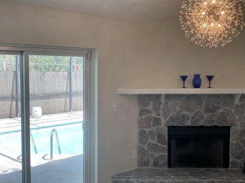 4001 21st St, Saint Petersburg, FL 33714-4148