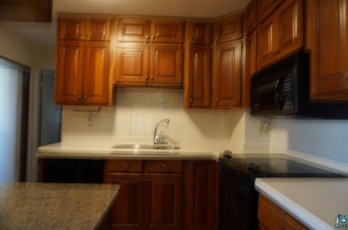 27 Nelson Dr, Silver Bay MN  55614-1110 exterior