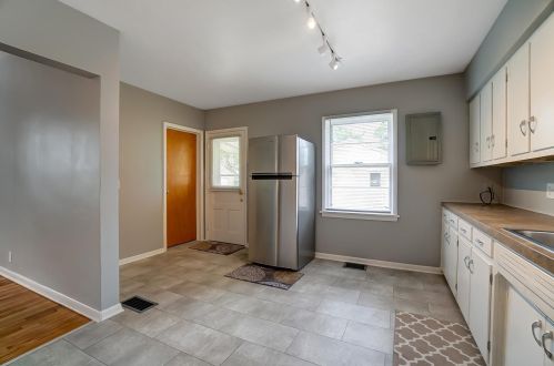 246 3 St, Springfield OH 45504-1451 exterior