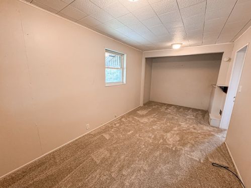 827 Woodward St, Mckeesport PA  15132-1660 exterior