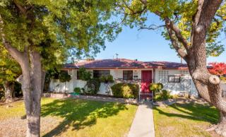 2408 Dakota Ave, Fresno, CA 93705-2610