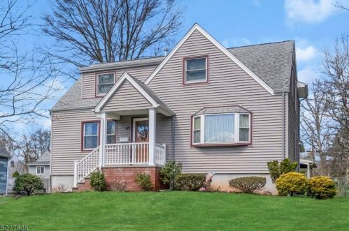 47 Poplar Pl, Fanwood, NJ 07023-1734
