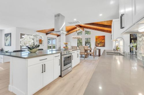 3564 Ridgeview Dr, Folsom, CA 95762-4411