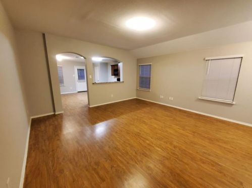 1703 Eagle River Trl, Lancaster TX  75146-4922 exterior