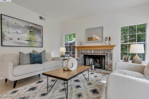 303 Bonaire Ct, Danville, CA 94506-1414