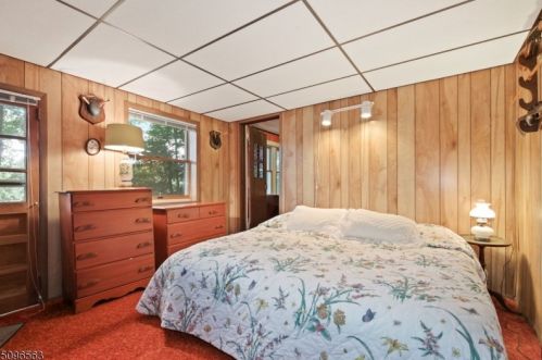 165 Cupsaw Dr, Skyline Lakes NJ  07456-2303 exterior