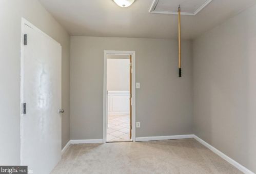 13480 Grandpas Rd, Nokesville VA  20181-3343 exterior