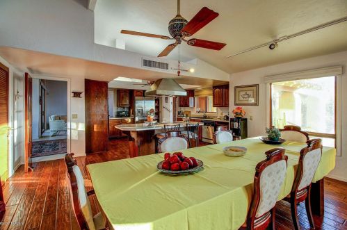 7240 Camino Sin Vacas, Tucson AZ  85718-1275 exterior