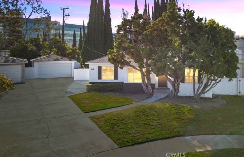 1052 Palmyra Ave, Orange CA  92866-2423 exterior