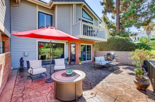 7535 Jerez Ct, Carlsbad CA  92009-7467 exterior