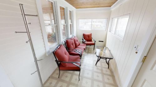 2062 91, Milwaukee WI 53226-2603 exterior