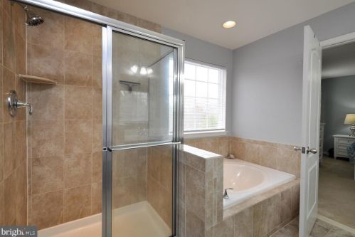 1432 Chesterfield Rd, Locust Grove VA  22508-3131 exterior