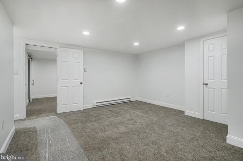 19 Locust Cir, Navy Sup Dpt PA  17050-3192 exterior