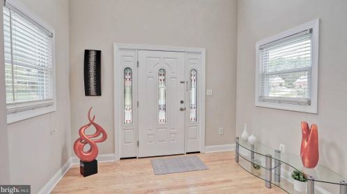 7127 Roosevelt Ave, Falls Church VA  22042-1623 exterior