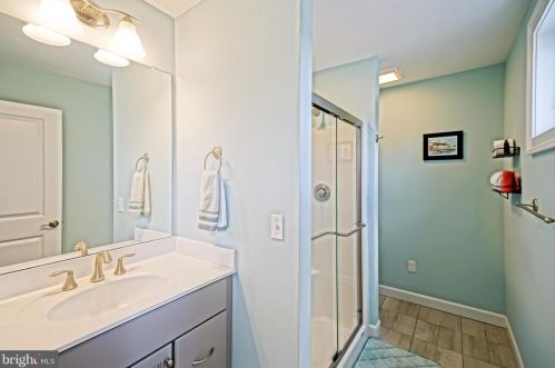 33675 Hunters Run, Lewes DE  19958-4844 exterior