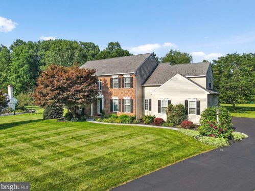 25 Yarmouth Ln, Downingtown, PA 19335-1556