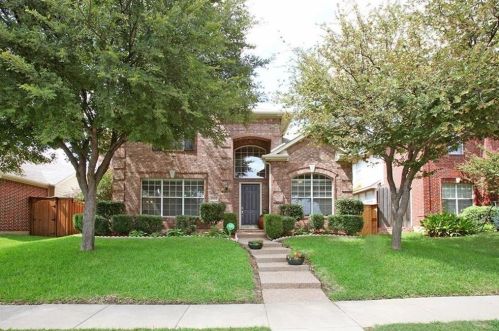 2032 Camelot Dr, Allen TX  75013-3016 exterior