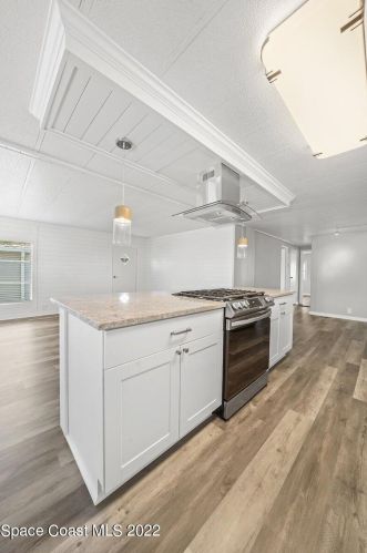 738 Lark Dr, Sebastian FL  32976-7224 exterior