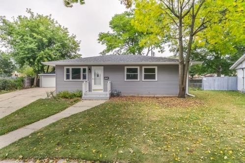 8423 20th Ave, Kenosha, WI 53143-1638