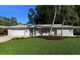 5449 Creeping Hammock Dr, Sarasota, FL 34231-7313