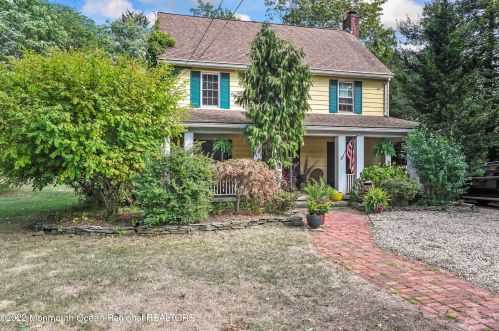 935 Broad St, Tinton Falls, NJ 07702-4301