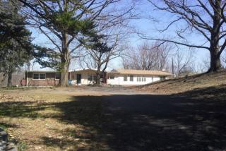 281 Schoffers Rd, Reading, PA 19606-9779
