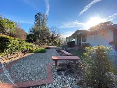 19 Serra Monte Dr, Oroville CA  95966-9248 exterior