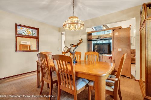 61 Venice Dr, Bricktown NJ  08723-6976 exterior