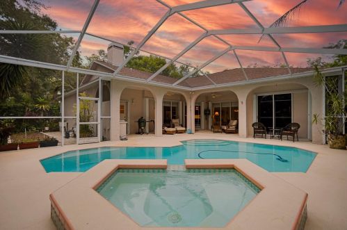 667 Berrywood Way, Palm Harbor, FL 34683-5874