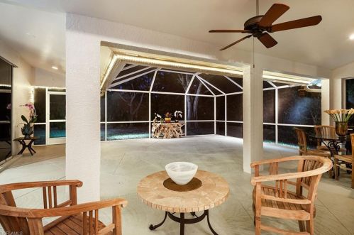 8139 Las Palmas Way, Naples, FL 34109-7136