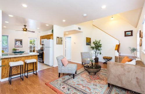 4735 Vista St, San Diego, CA 92116-2529