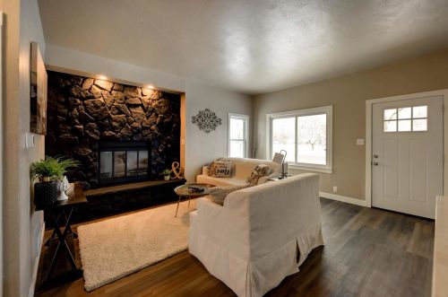 562 Oshkosh St, Ripon WI  54971-1102 exterior
