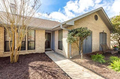 7085 Limerick Dr, Beaumont, TX 77706-4149
