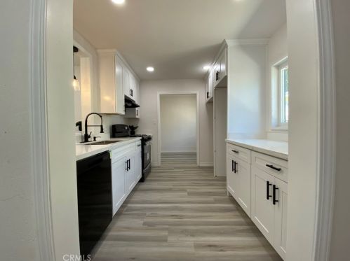 1431 Villa St, Riverside CA  92507-1301 exterior