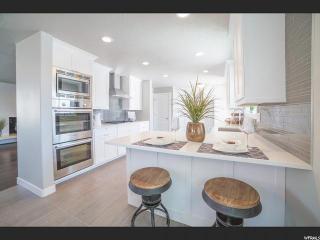 3416 Bernada Dr, Salt Lake City, UT 84124-4748