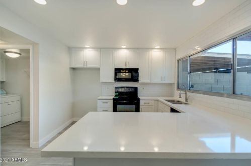 4447 Solano Dr, Glendale AZ  85303-4618 exterior