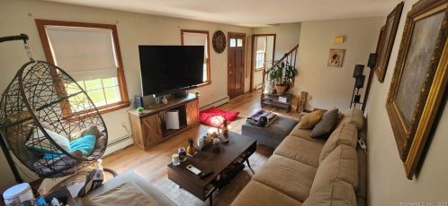 90 Wellman Rd, Manchester CT  06040-5542 exterior